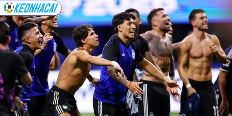 Argentina đối mặt với cuộc điều tra từ FIFA